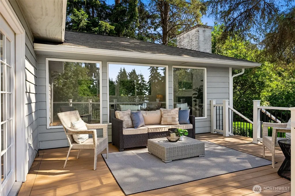 16461 Marine View Drive SW Burien WA 98166