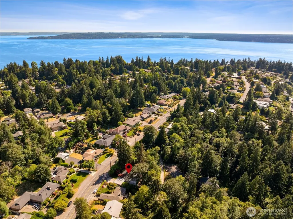 16461 Marine View Drive SW Burien WA 98166