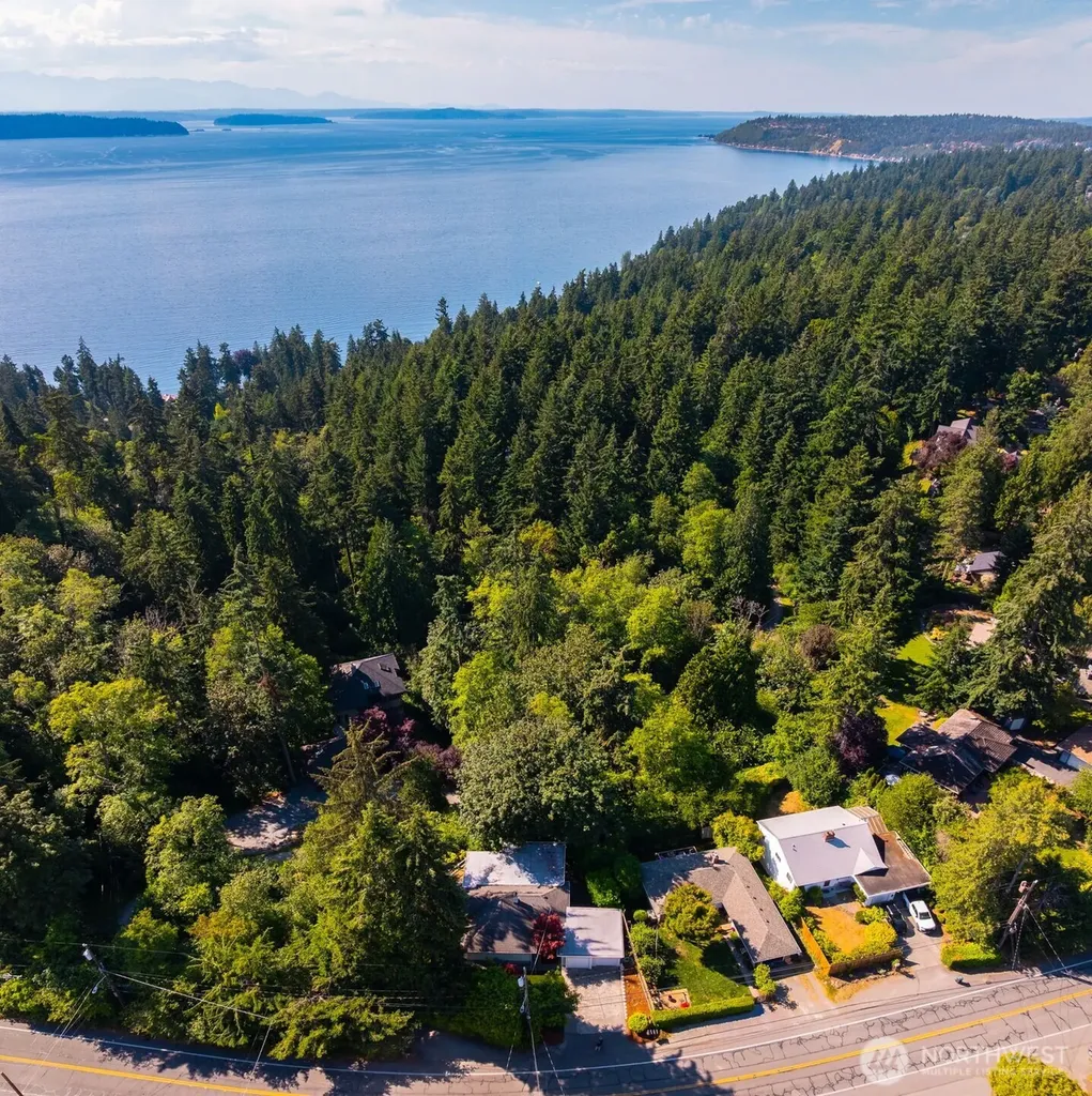 16461 Marine View Drive SW Burien WA 98166