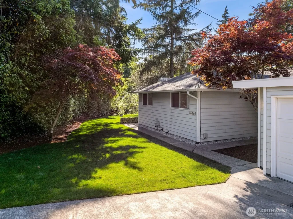 16461 Marine View Drive SW Burien WA 98166