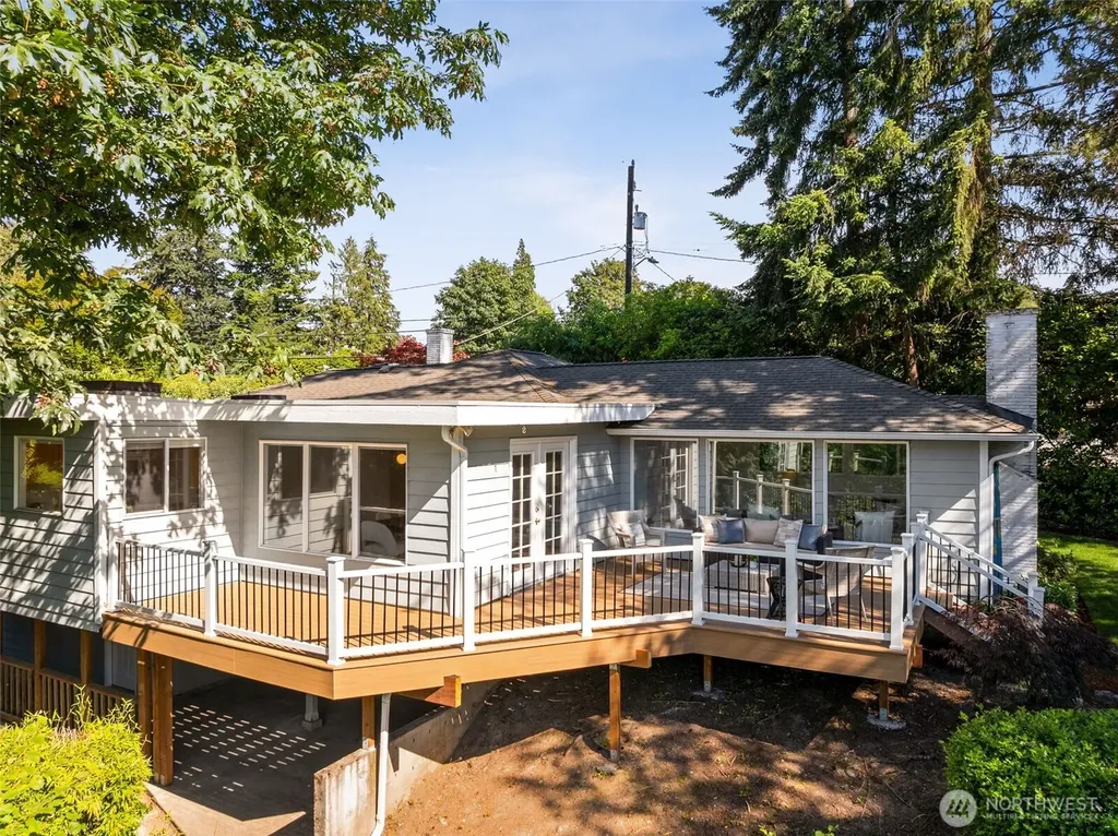 16461 Marine View Drive SW Burien WA 98166
