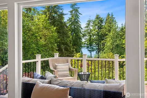 16461 Marine View Drive SW Burien WA 98166