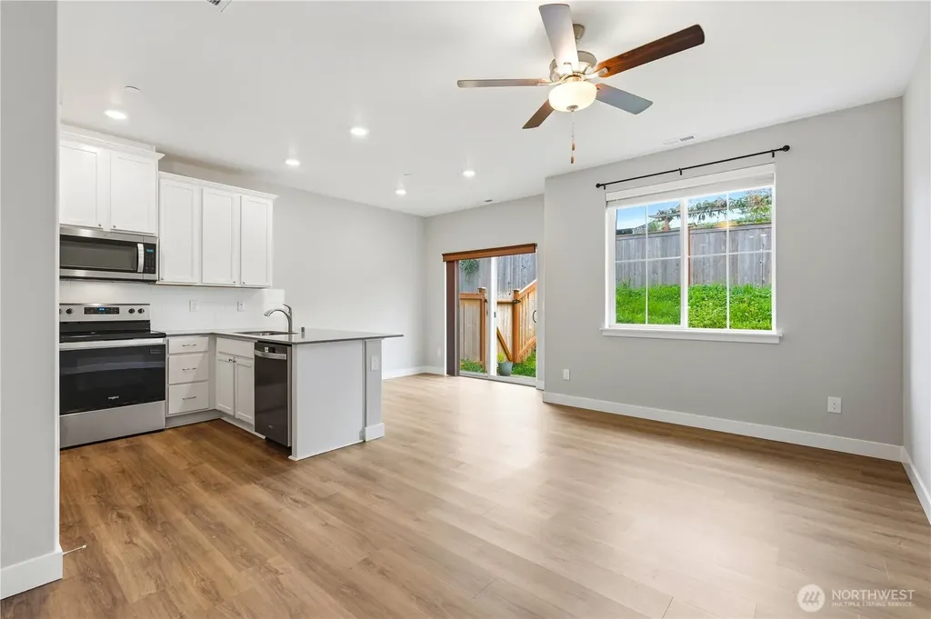 8405 Gilman Way Arlington WA 98223