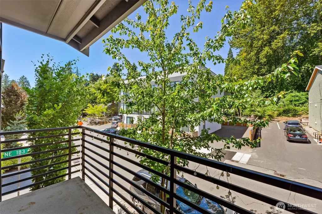 18308 96th Avenue NE Bothell WA 98011