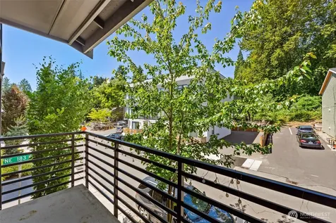18308 96th Avenue NE Bothell WA 98011