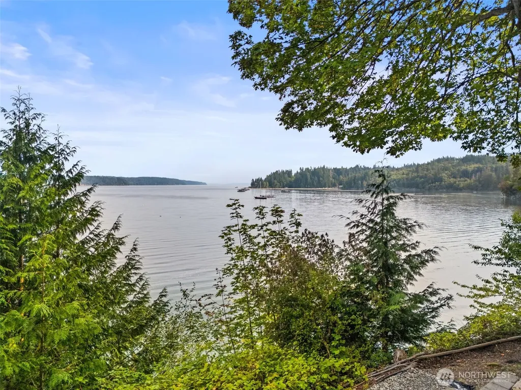 4150 E North Island Drive Shelton WA 98584