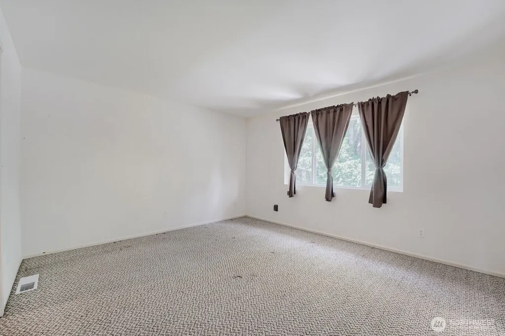 27426 Maple Ridge Way SE Maple Valley WA 98038