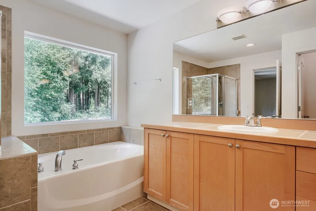 27426 Maple Ridge Way SE Maple Valley WA 98038