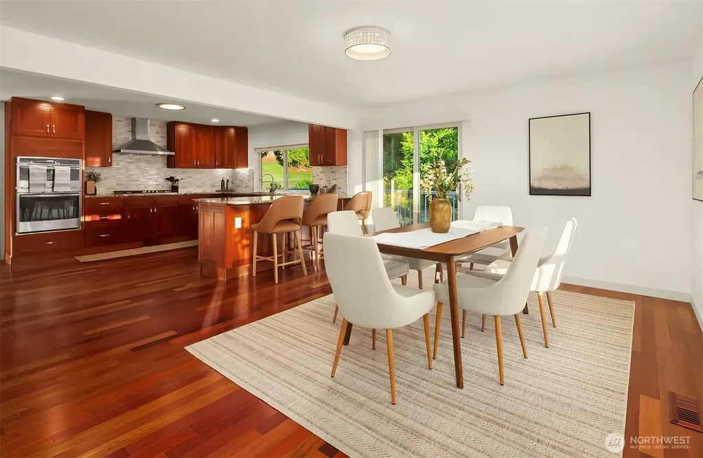 8308 Frederick Place Edmonds WA 98026