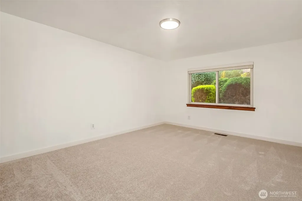 8308 Frederick Place Edmonds WA 98026