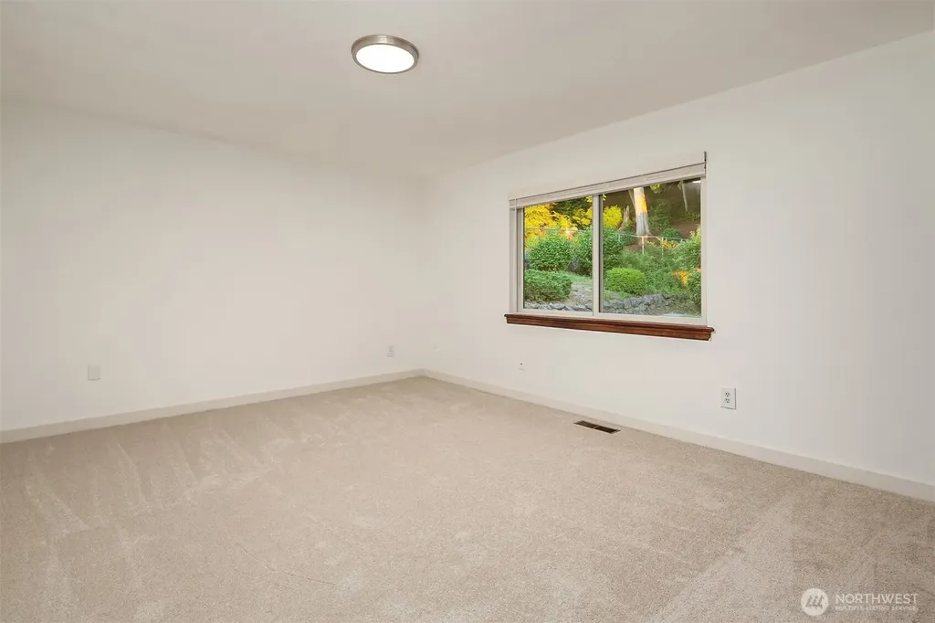 8308 Frederick Place Edmonds WA 98026