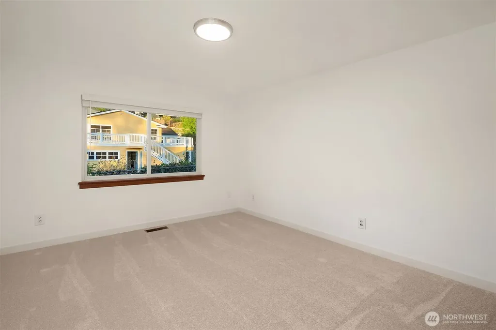 8308 Frederick Place Edmonds WA 98026