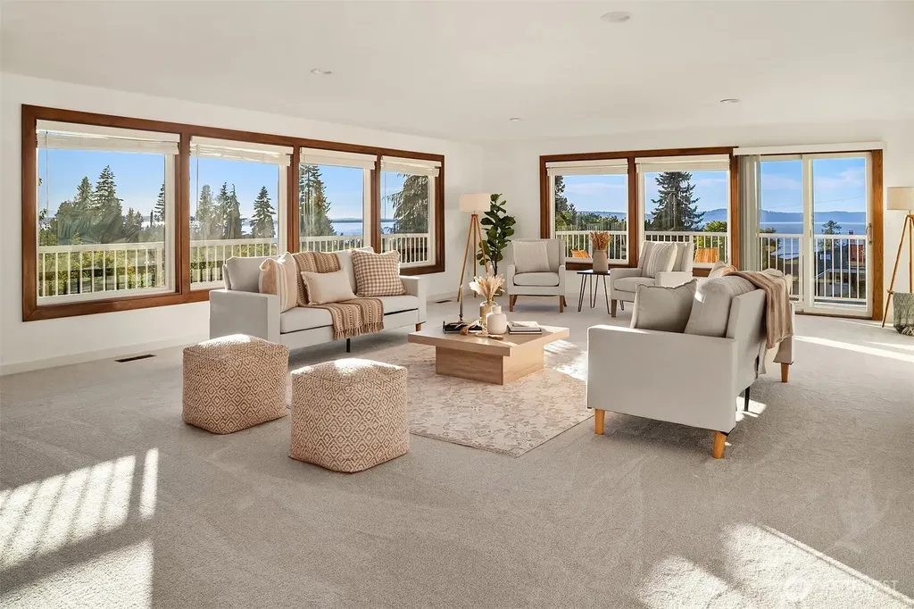 8308 Frederick Place Edmonds WA 98026