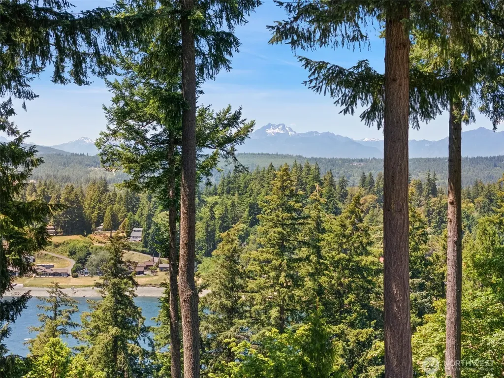 3670 Sulphur Springs Lane Bremerton WA 98310