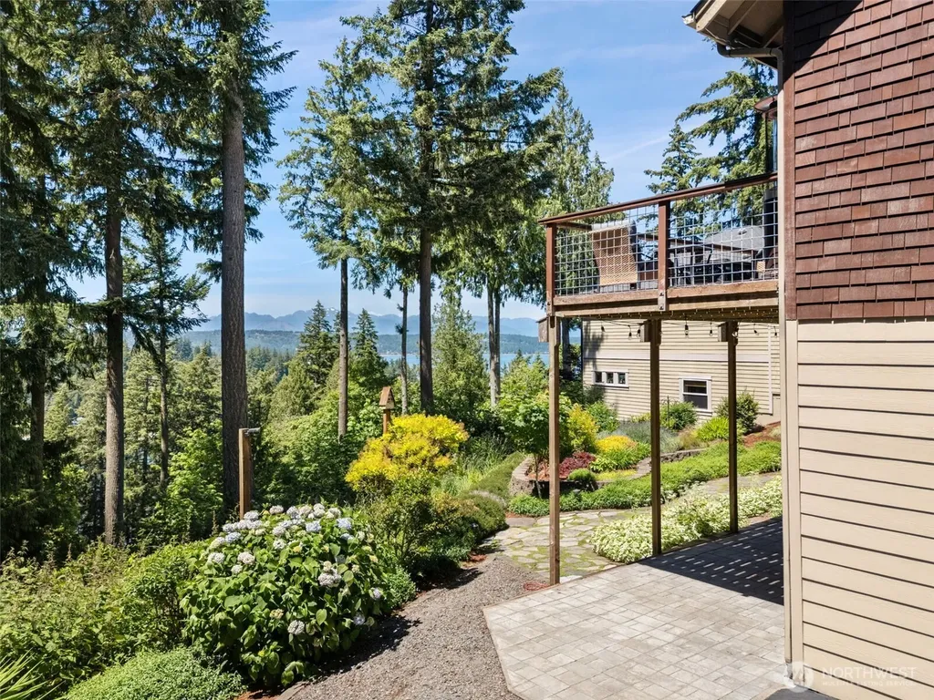 3670 Sulphur Springs Lane Bremerton WA 98310