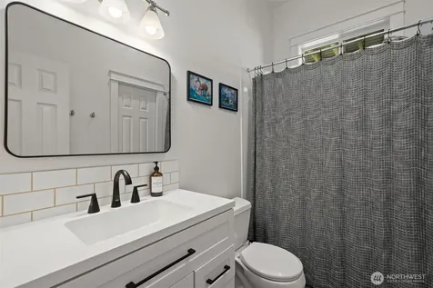 3670 Sulphur Springs Lane Bremerton WA 98310