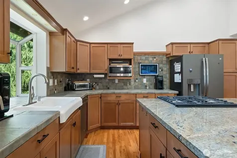 3670 Sulphur Springs Lane Bremerton WA 98310