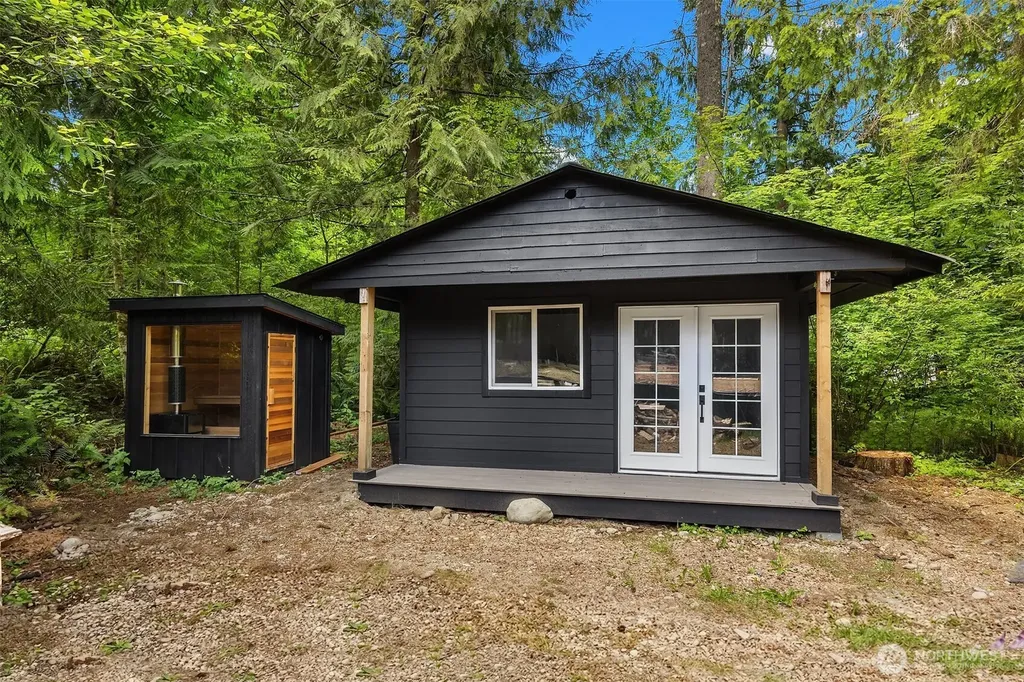 11905 325th Avenue NE Duvall WA 98019