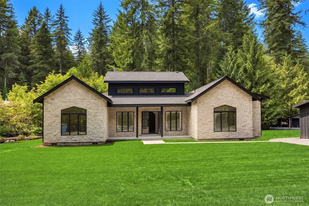 11905 325th Avenue NE Duvall WA 98019