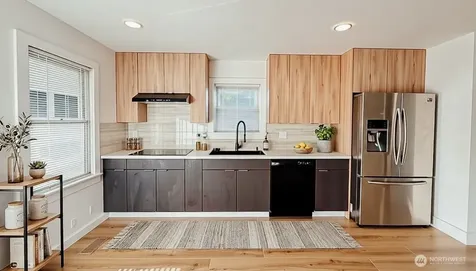 131 S 106th Seattle WA 98168