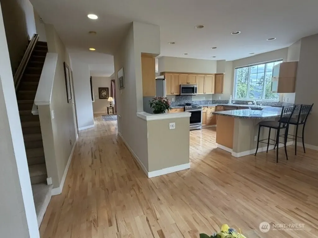 6748 161st Avenue SE Bellevue WA 98006