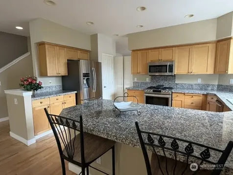 6748 161st Avenue SE Bellevue WA 98006