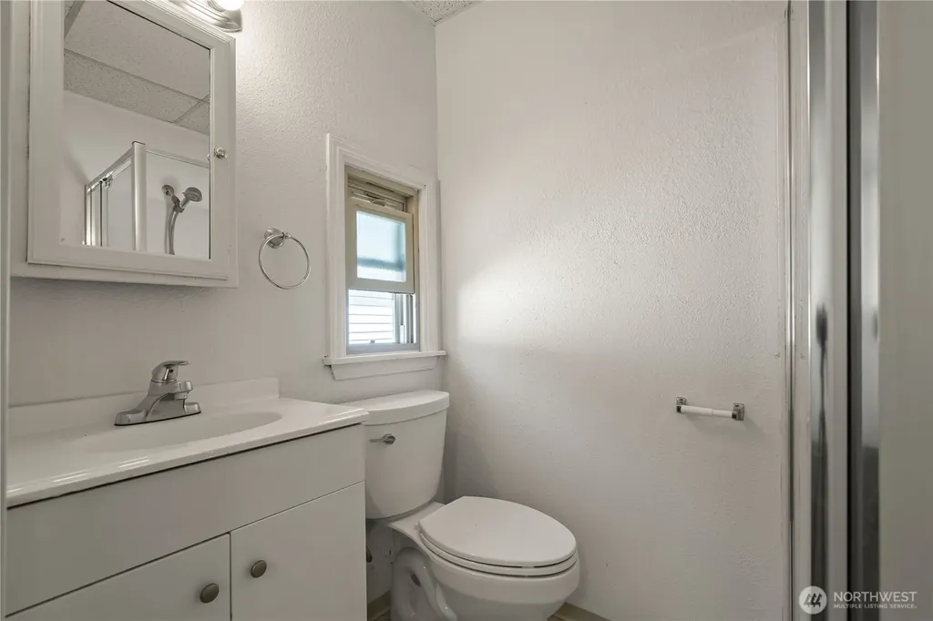 349 H Street Blaine WA 98230