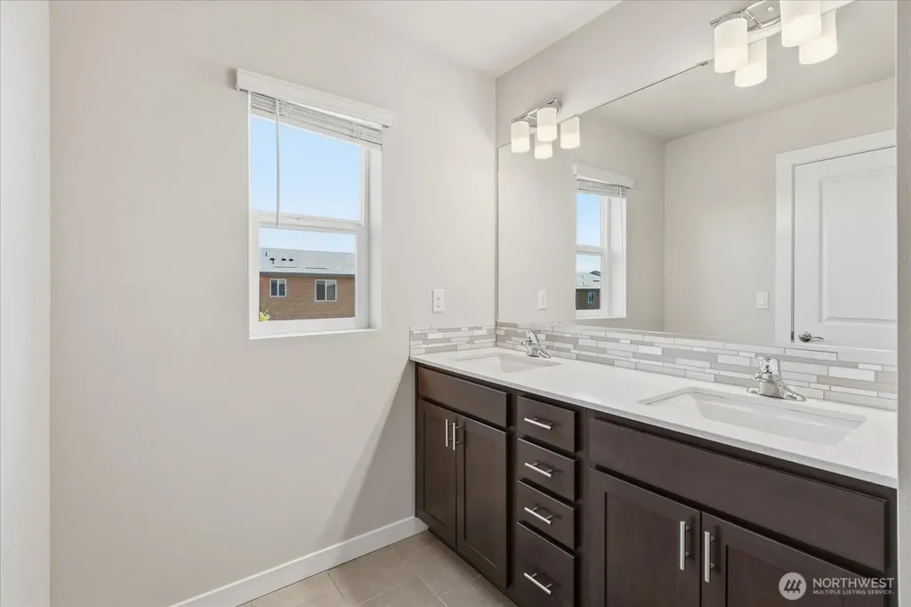 19324 35th Dr SE Bothell WA 98012