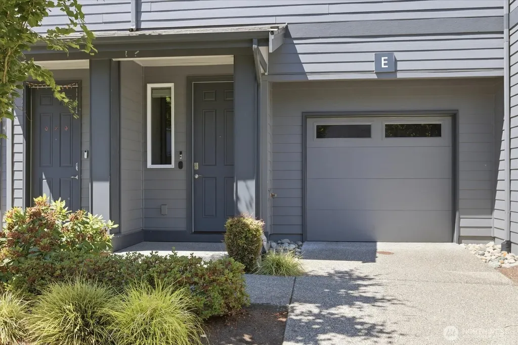 19324 35th Dr SE Bothell WA 98012