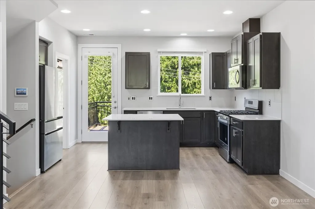 19324 35th Dr SE Bothell WA 98012