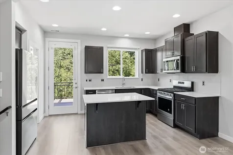 19324 35th Dr SE Bothell WA 98012