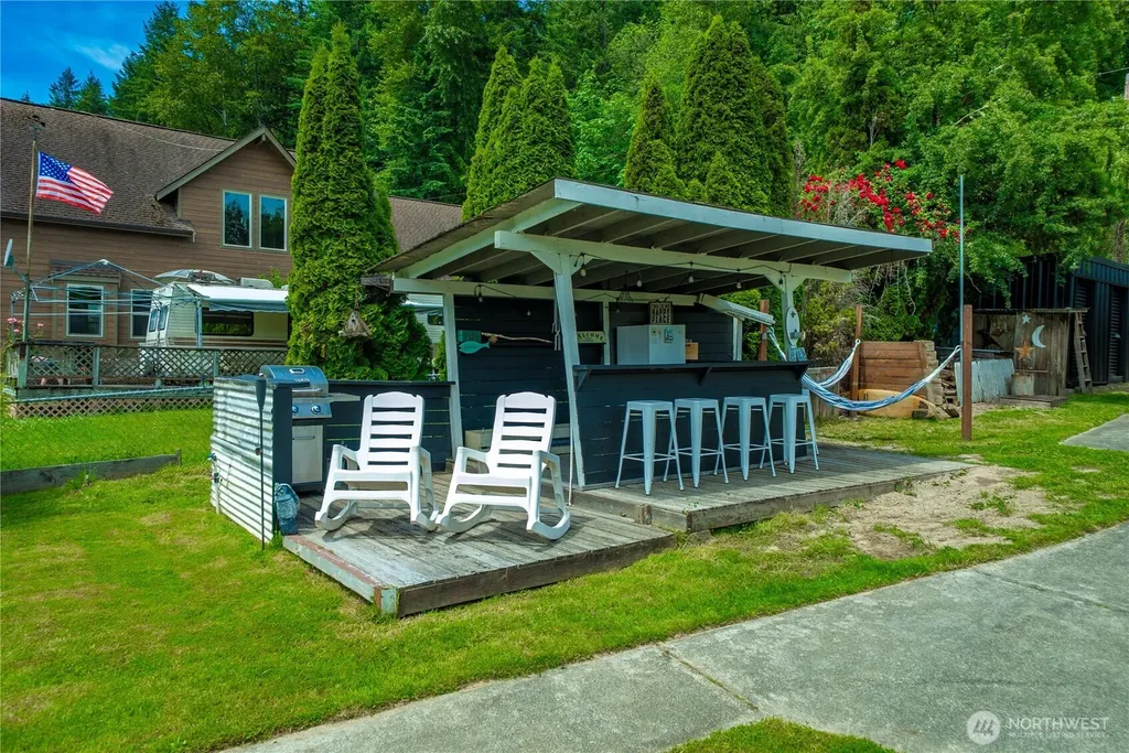 38717 Orville Road E Eatonville WA 98328