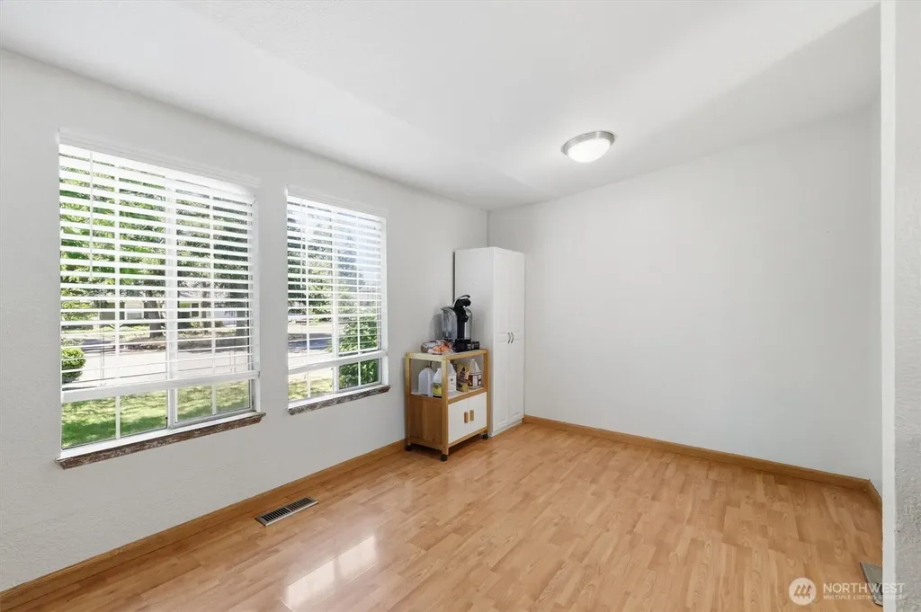 26218 190th Place SE Covington WA 98042