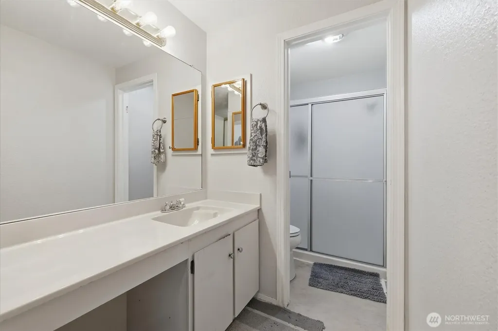 26218 190th Place SE Covington WA 98042