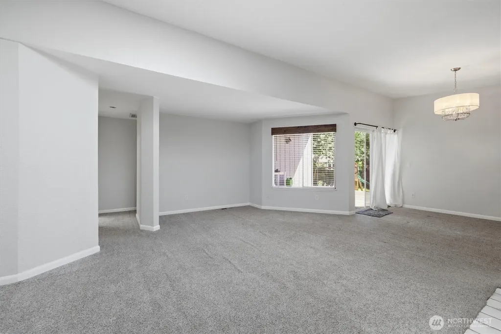 26218 190th Place SE Covington WA 98042