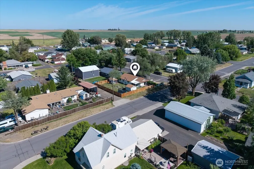206 Maxwell Street Davenport WA 99122