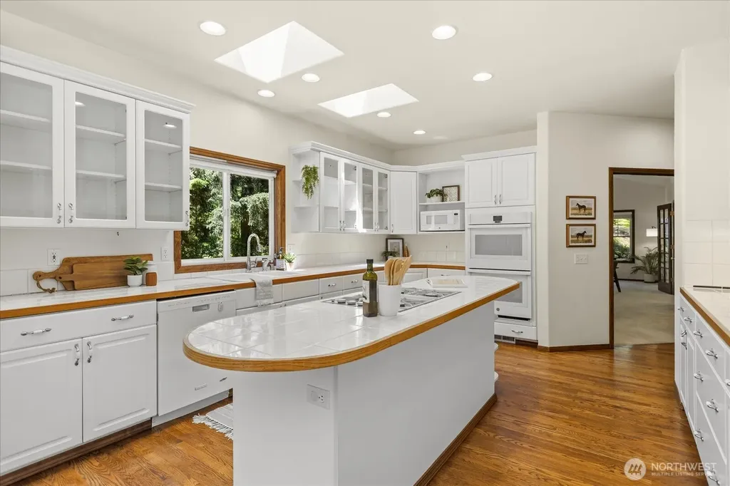 23915 NE 80th Street Redmond WA 98053