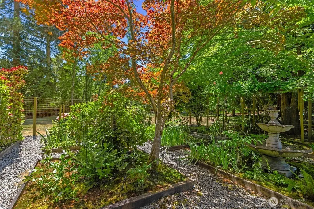 23915 NE 80th Street Redmond WA 98053