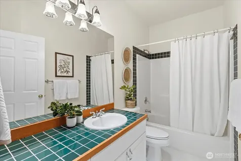 23915 NE 80th Street Redmond WA 98053