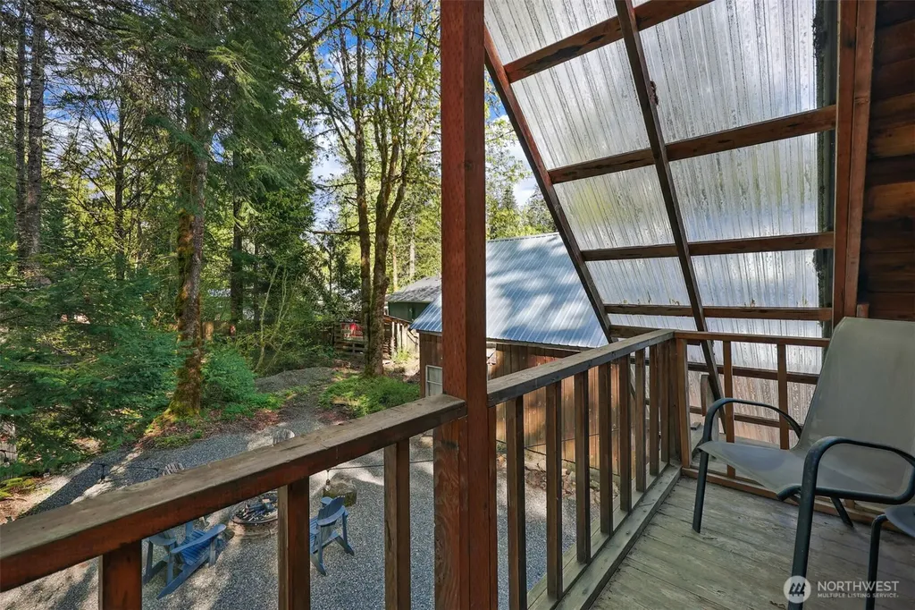 101 Chipmunk Place Packwood WA 98361