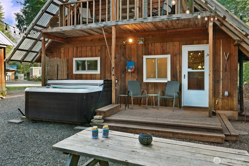 101 Chipmunk Place Packwood WA 98361