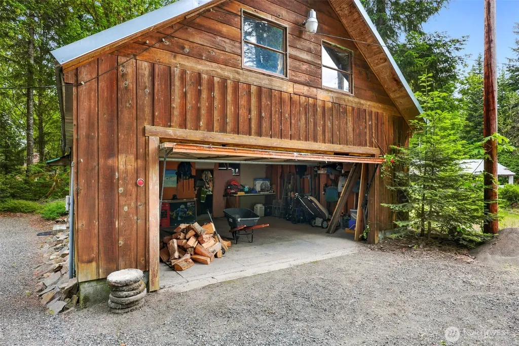 101 Chipmunk Place Packwood WA 98361