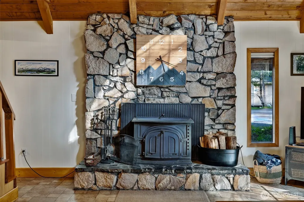 101 Chipmunk Place Packwood WA 98361