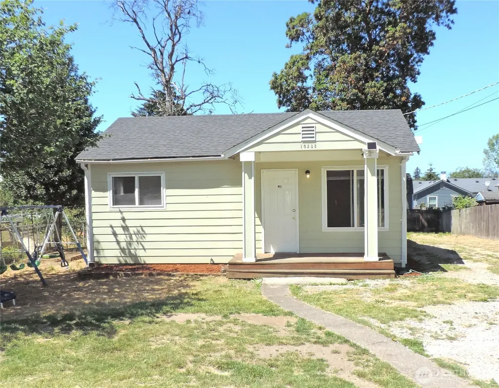 10233 10th Avenue SW Seattle WA 98146