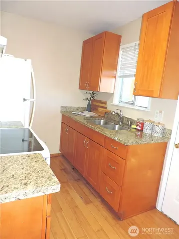 10233 10th Avenue SW Seattle WA 98146