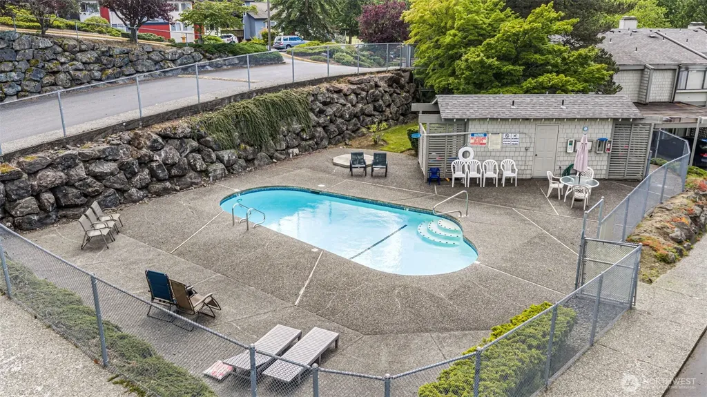 22703 Lakeview Drive Mountlake Terrace WA 98043