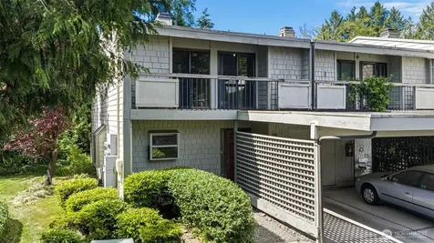 22703 Lakeview Drive Mountlake Terrace WA 98043