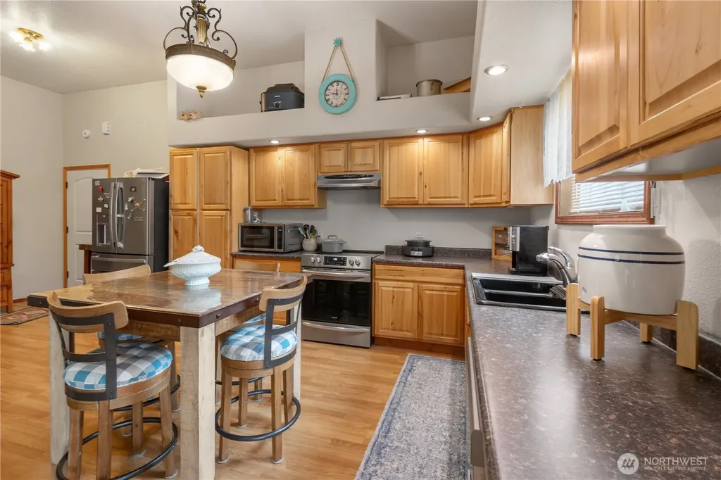 1700 203rd Lane Ocean Park WA 98640