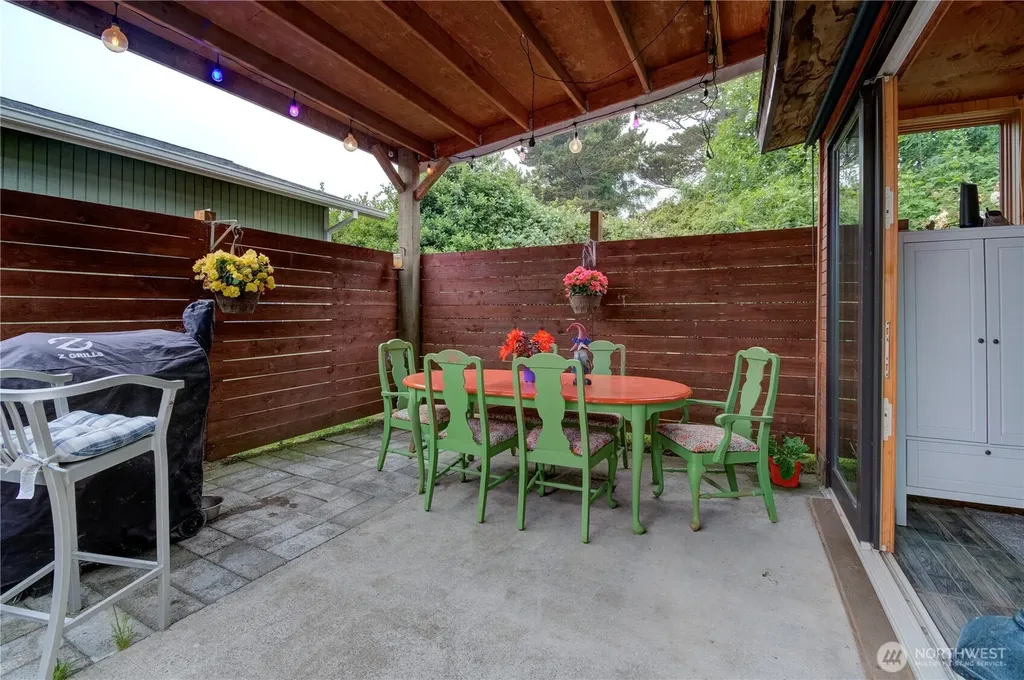 1700 203rd Lane Ocean Park WA 98640