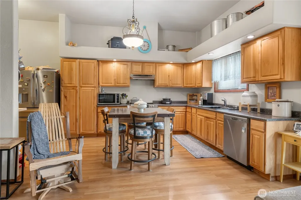 1700 203rd Lane Ocean Park WA 98640
